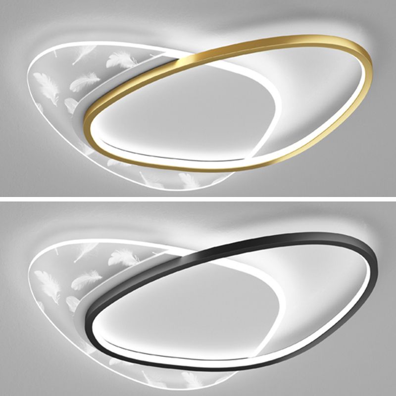 Verspreid ovale LED-plafondlamp in moderne eenvoud, smeedijzeren plafondarmatuur voor binnenruimtes