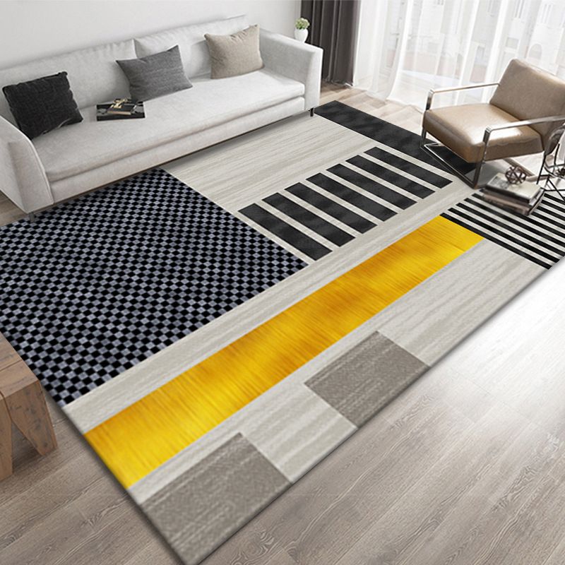 Contemporary Geometric Print Carpet Polyester Rug Stain Resistant Area Carpet for Home Decoration