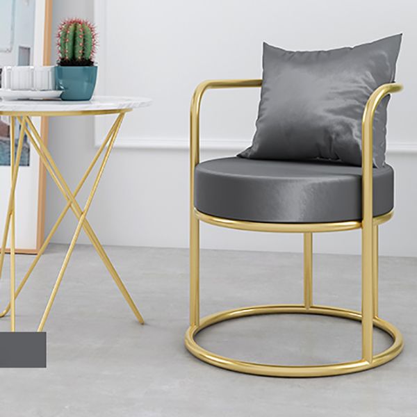 Sillas de comedor de metal Glam Silla lateral de terciopelo para uso doméstico