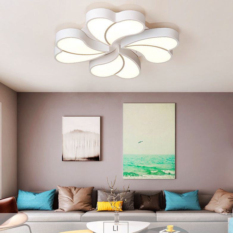 White Floral Flushmount Ceiling Lamp Modern Style Metal LED Flush Mount Lighting for Bedroom