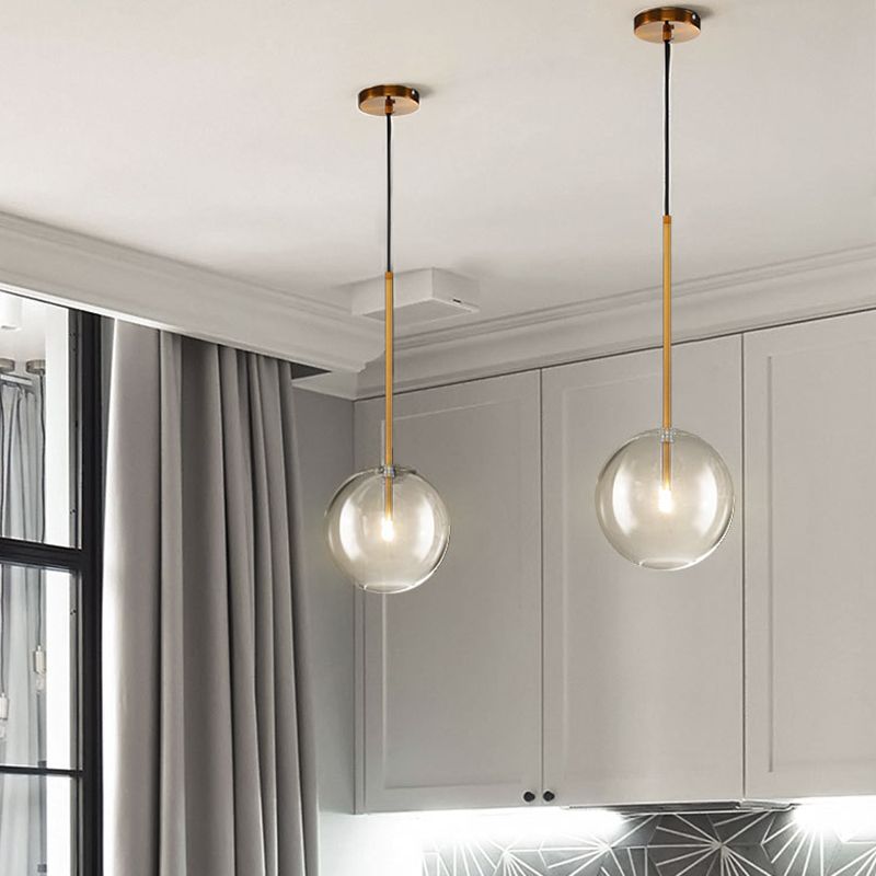 Luminaire suspendu en verre globe