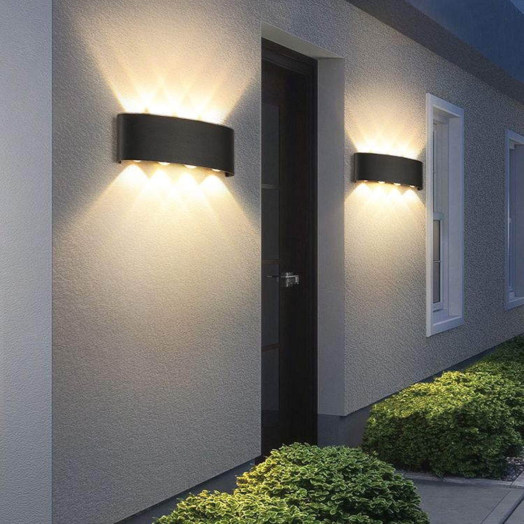 Moderne minimalistische wasserdichte LED -Wandleuchte Aluminium Rechteckige Scheinwerfer mit Glasschatten