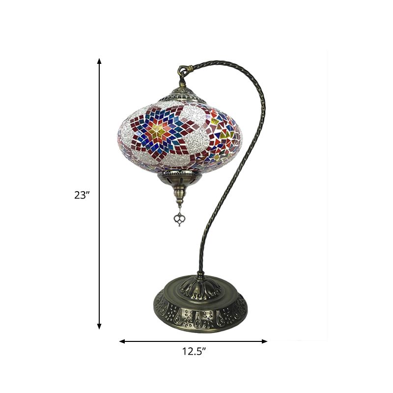 Decoratieve langwerpige nachtlicht met een enkele kop gekleurd kunstglazen tafellamp met gebogen arm in geel/blauw/groen