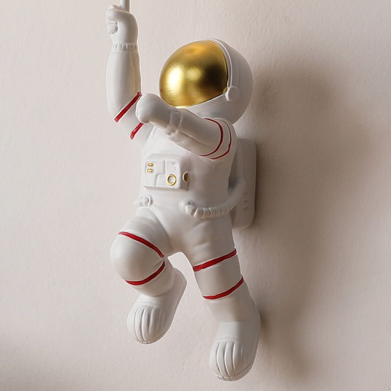 Astronauts Resin Material Wall Sconce 1 Head Wall Mounted Light Fixture for Child Room
