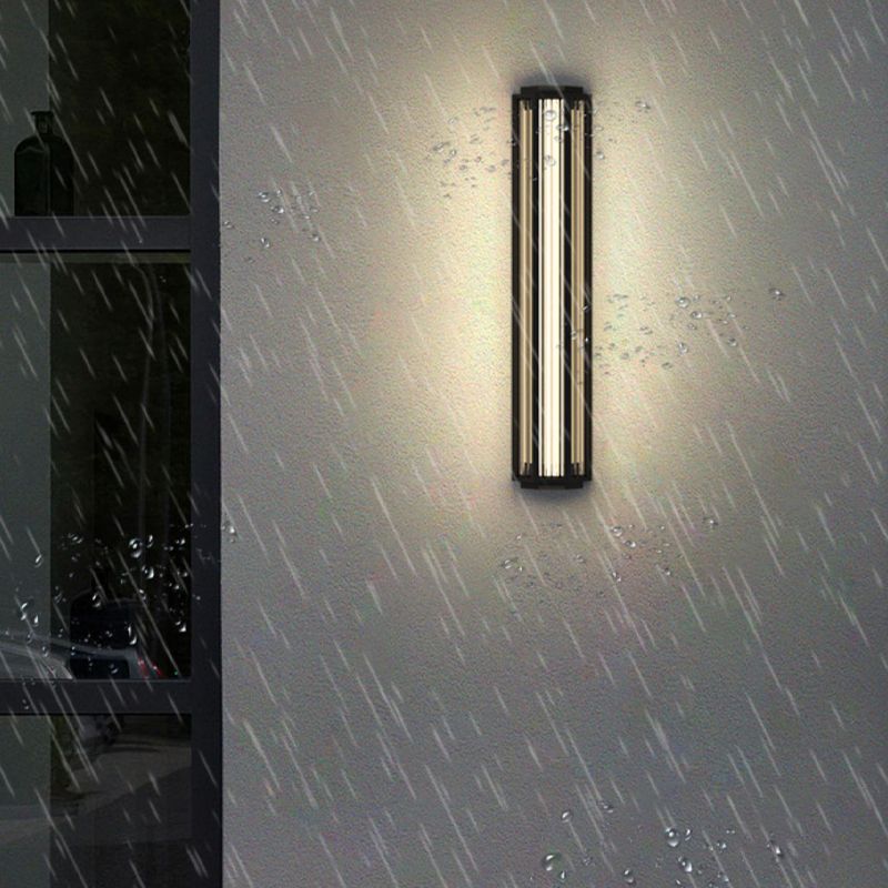 Simple Wall Sconce Black Outdoor Wall Light Fixture with Metal