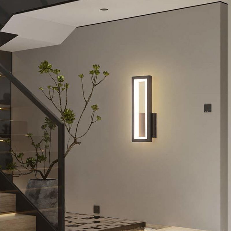 Rectangular Shape Wall Lamp Modern Style Metal 1 Lights Wall Light in White/Black