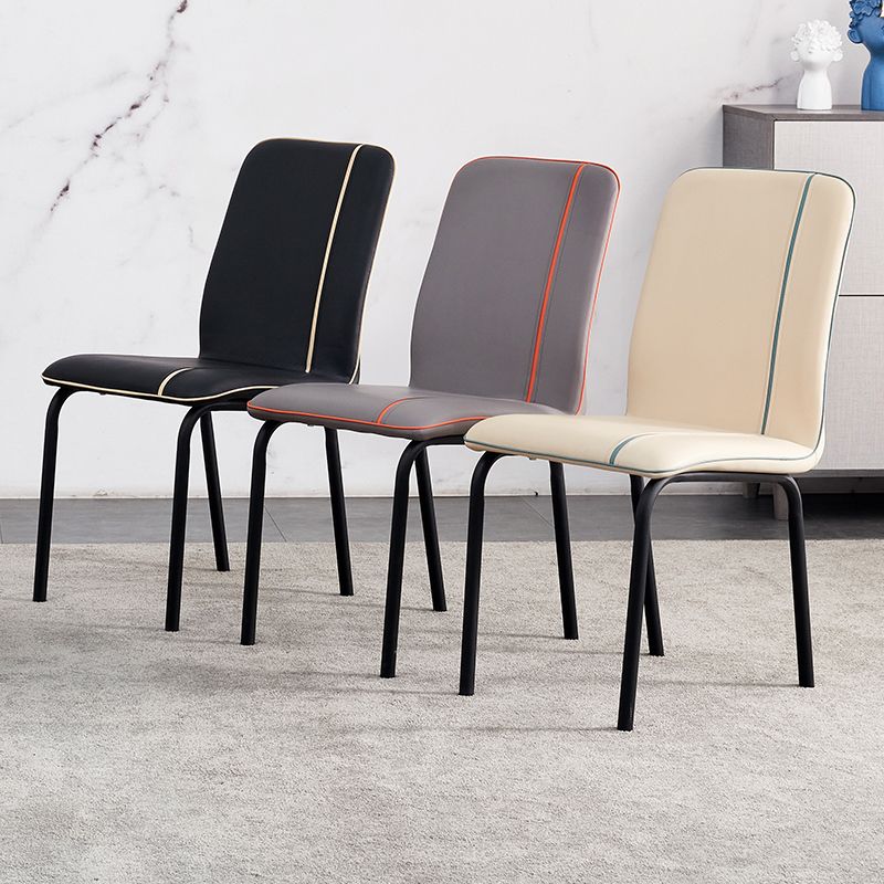Silla lateral de comedor de metal contemporáneo, silla sin brazos con respaldo sólido