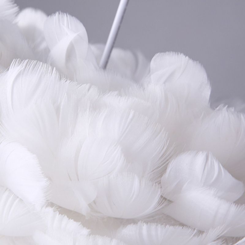 Romantic Heart Shaped Hanging Light, Feather Shade Single-Bulb Pendant Lighting in White for Bedroom