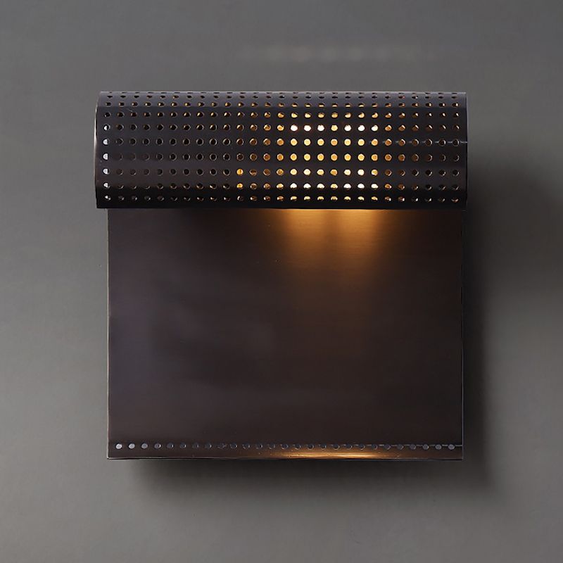 Postmodern Metal Wall Lamp Household Wall Sconce Lighting Fixture for Bedroom
