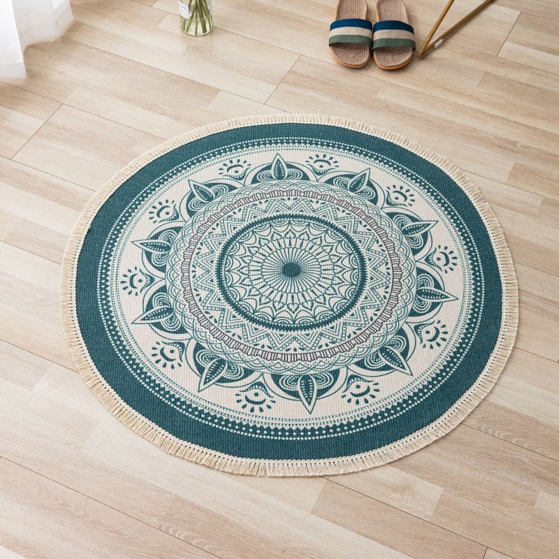 Fancy Bohemian Area Carpet Beige Polyester Area Rug Easy Care Fringe Rug for Living Room
