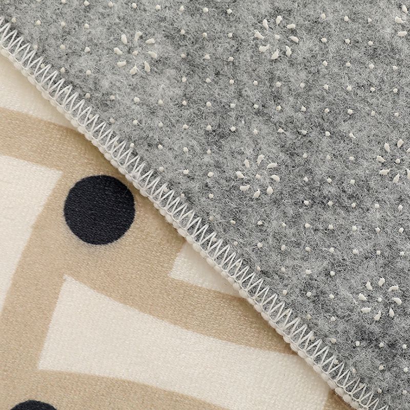 Black Modern Rug Polyester Abstract Grid Rug Non-Slip Backing Rug for Living Room