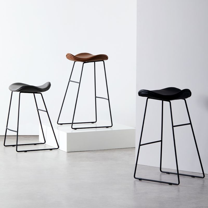 Tabouret de comptoir en cuir moderne, repose-pieds sans dossier, siège de selle, tabouret de Bar pour Bar