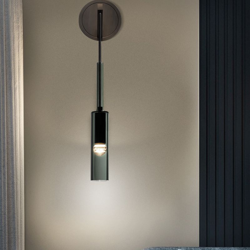 Zeitgenössische Glaswandleuchter 1 Kopf Langes Zylinderwandmontage Licht für Wohnzimmer
