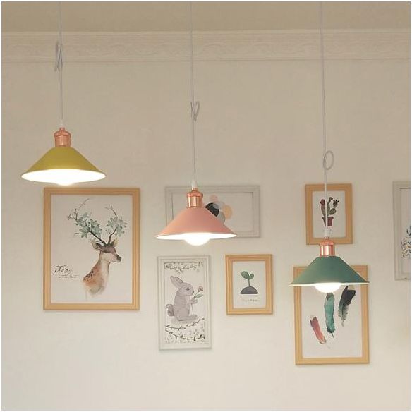 Modernist Style Conical Suspended Lamp 1 Light Metallic Hanging Light Fixture in Black/White for Living Room