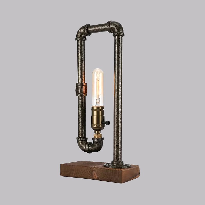 Eisen -Rechteck -Paspel -Tischbeleuchtung Vintage Industrial 1 Kopfschlafzimmer antike Messing -Tischlampe mit Holzbasis