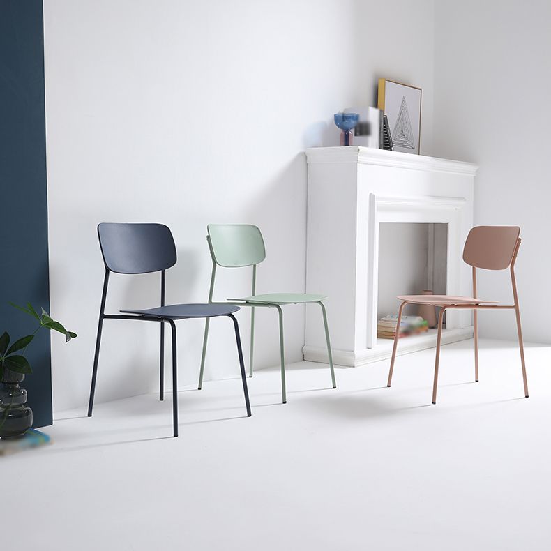 Contemporary Restaurant Open Back Side Chair Matte Finish Plastic Dining Chair