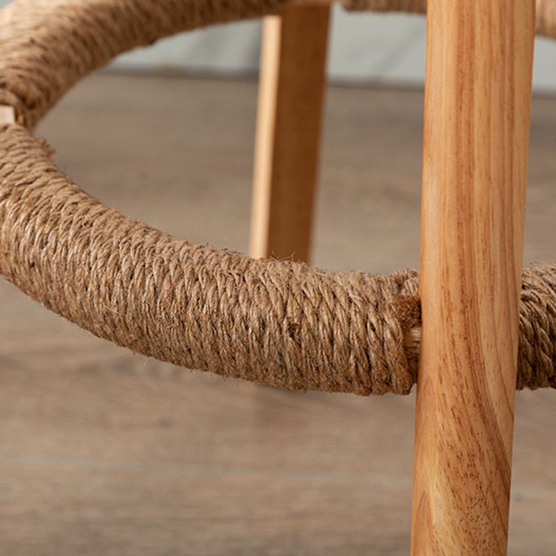 Taburete de bar giratorio de madera nórdica, taburete alto para interior con respaldo bajo y tapizado