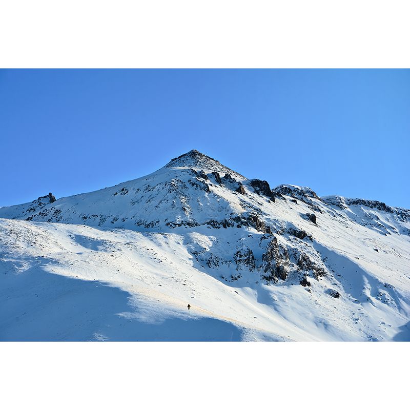 Modern Snowy Mountain Mural for Sitting Room Customized Wall Covering, Waterproofing