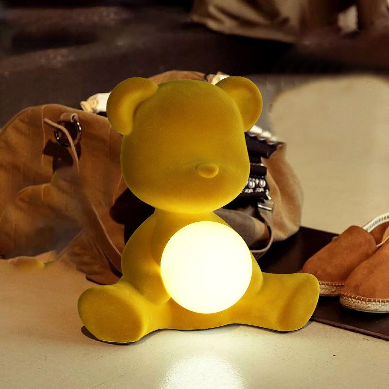 Modern Style Bear Shape Table Lamp Resin One Light Table Light