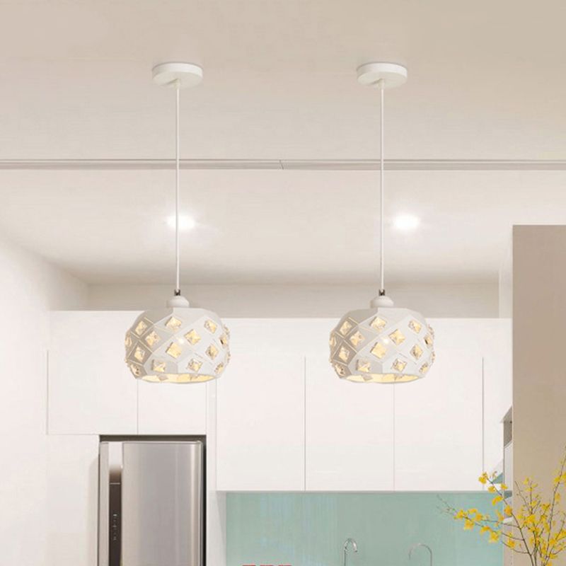Einmaliger Esszimmer -Pendel leichte minimale weiße Finish -Kristall -Hanglampe mit Trommeleisenschatten