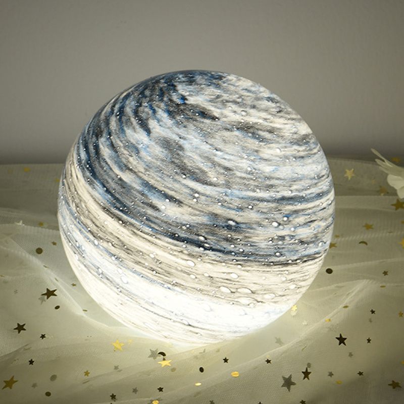 Lampe de table de style moderne 1 lumière de bureau simple avec une teinte en verre pour le salon