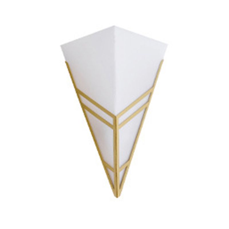Triangle Modernist Wall Sconce Metal Sconce Light for Hallway