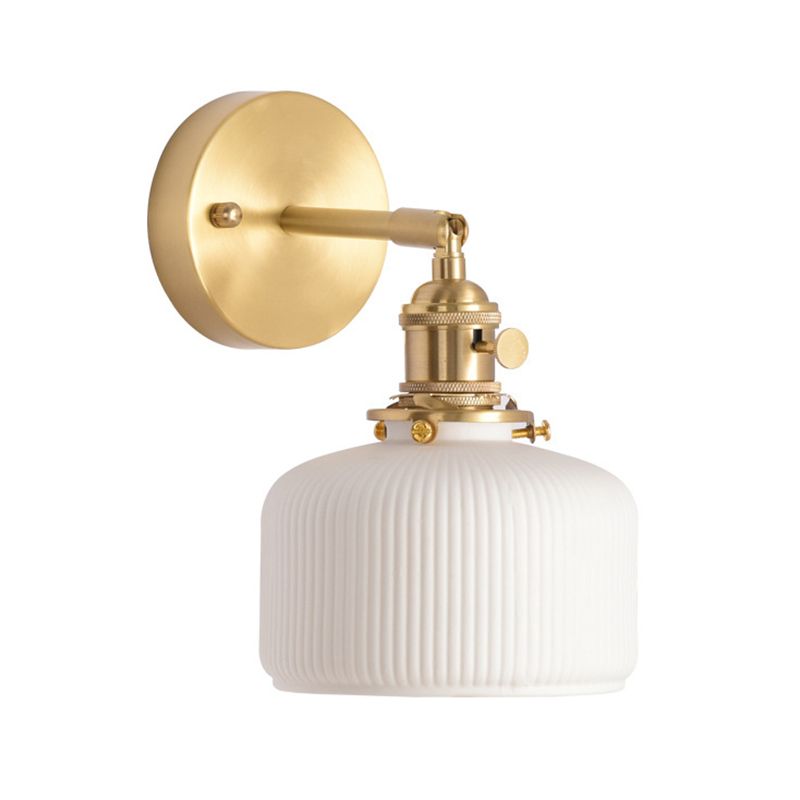 Postmodern Minimalist Golden Metal Wall Light Sconce for Washroom