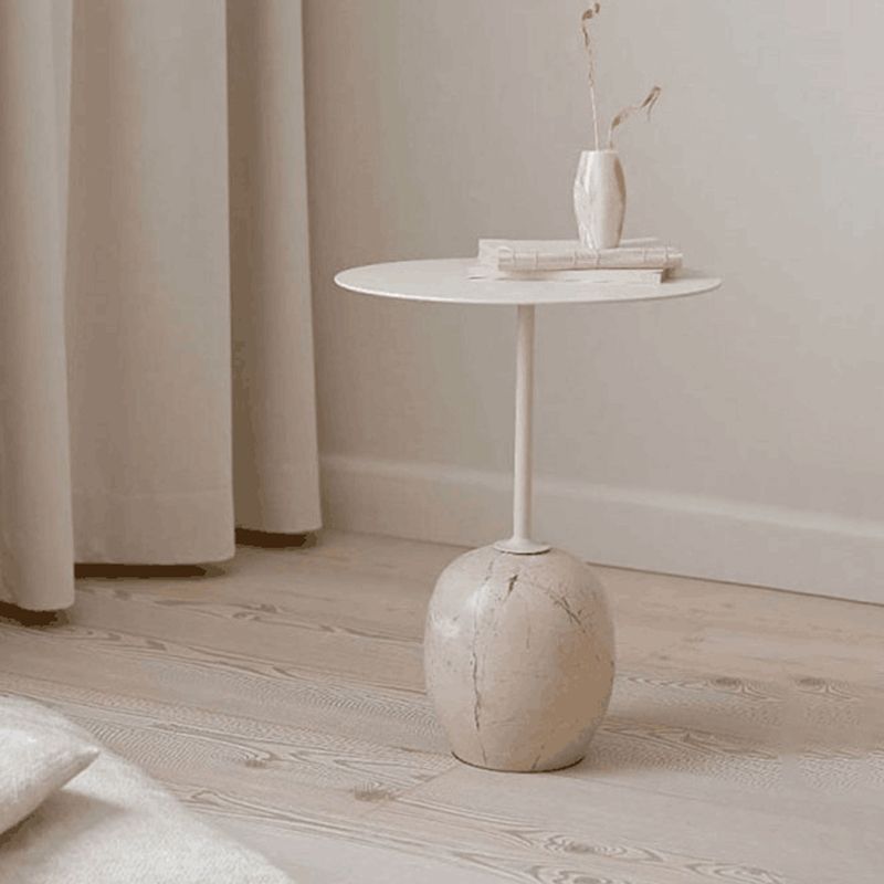 Modern Round Metal Side Table 15.74" Wide Pedestal End Table