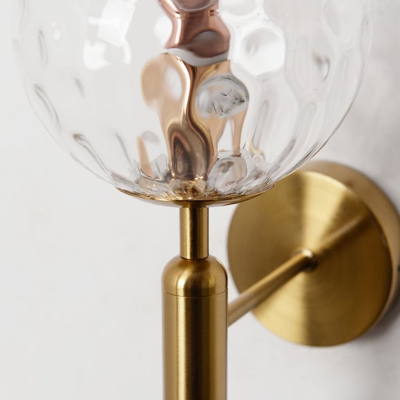 Melkachtige witte bal en waterpatroon bal eigentijds 1 hoofd wandmontage verlichting in messing