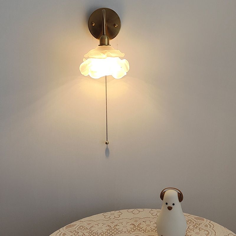 Flower Wall Lighting Modern Glass 1 Light Rustic Wall Sconces in Gold