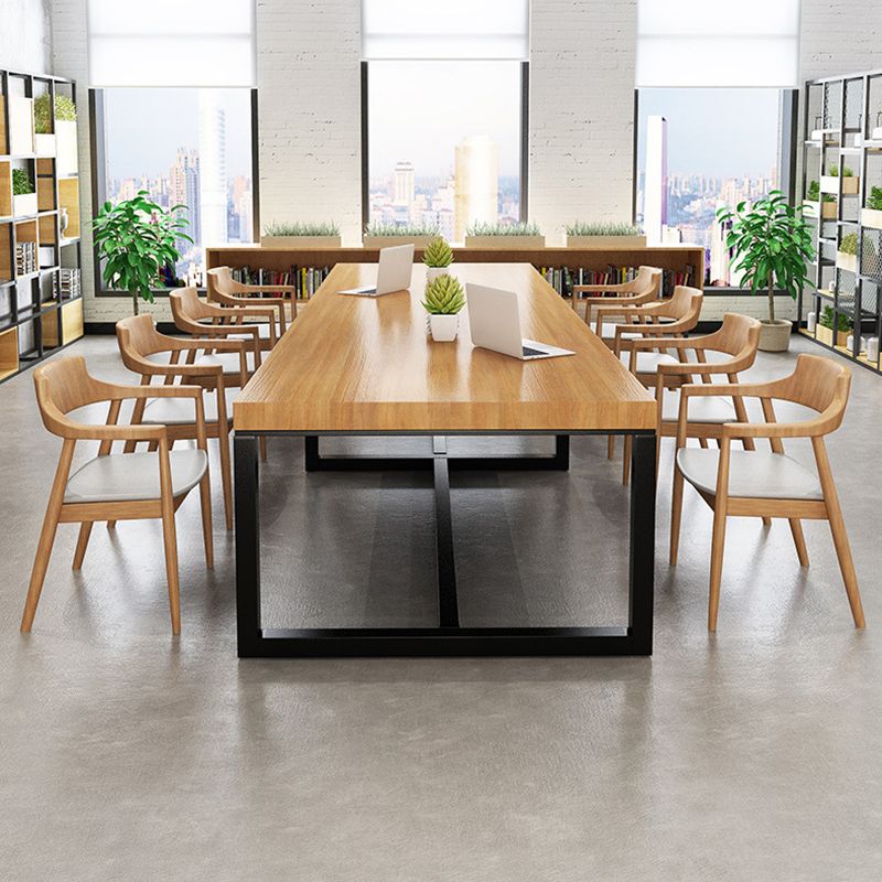 Contemporary Style Pine Wood Desk Rectangle Metal Base Desk for Office