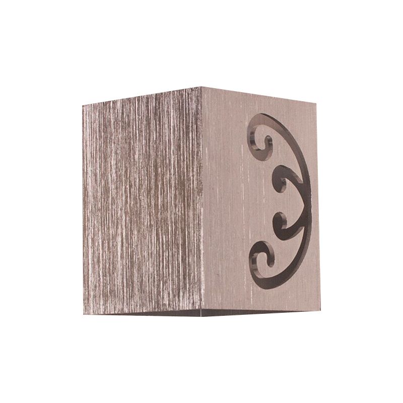 Modernistische LED -wandlamp Chrome uitgehold vlinder SCONCE Licht met aluminium schaduw, rood/blauw/paars licht