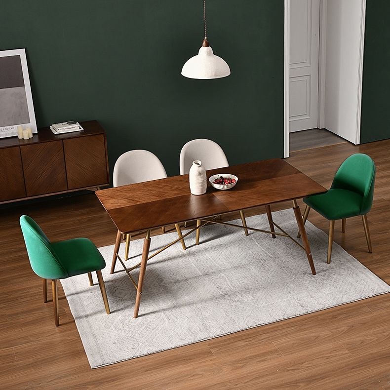 Traditional Luxury Dining Table Brown Wooden Dining Table for Home Use