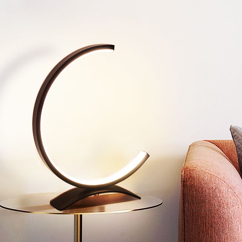 Livre de lecture LED contemporain Light Black Bent Small Lampe de bureau avec une teinte acrylique