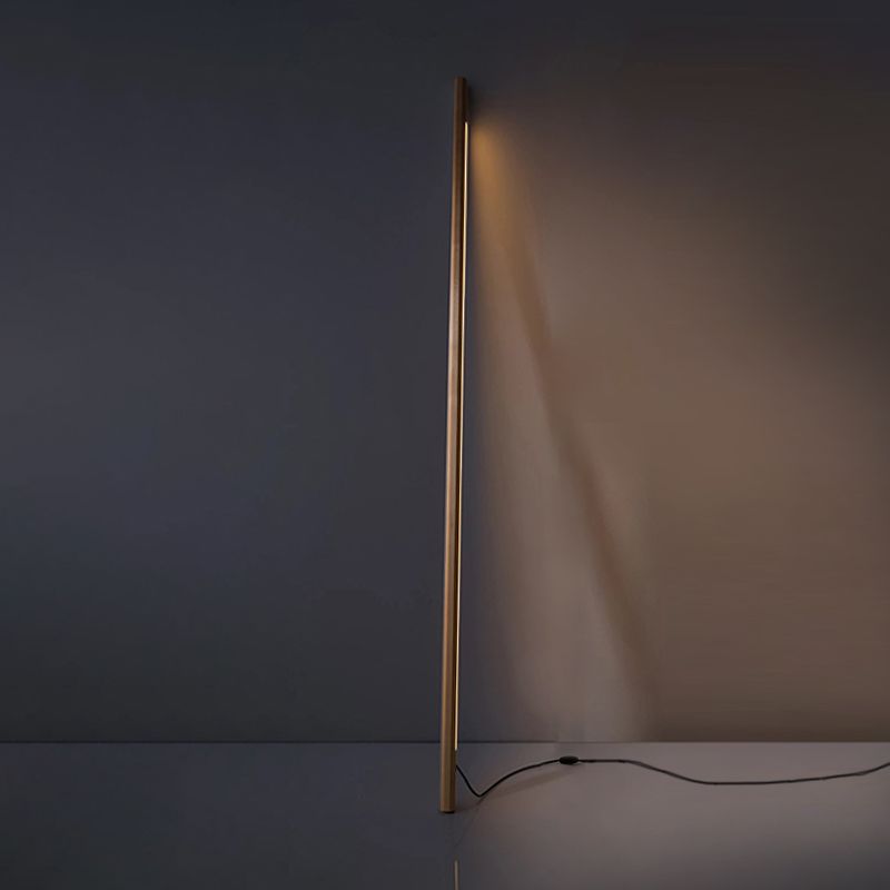 Pole octogonale en forme de sol