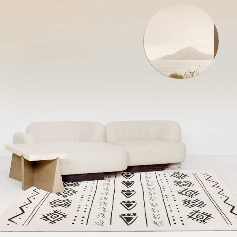 White Southwestern Area Rug Tribal Print Polypropylene Rug Anti-Slip Backing Carpet for Home Decor