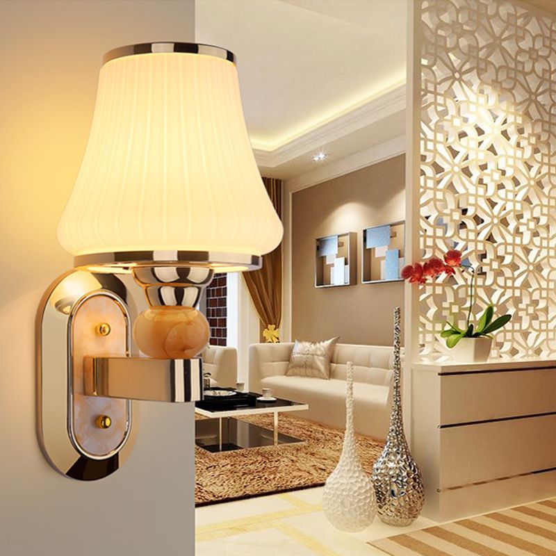 Metal Geometric Wall Light Modern 1 Light Wall Sconce with Glass for Living Room