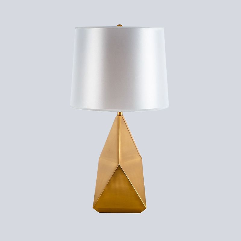 Wit geometrische nachtlamp luxe 1-head metalen tafelverlichting met vatstofschaduw