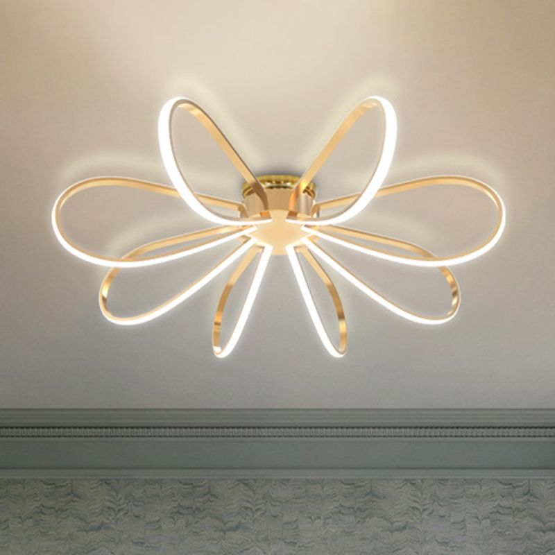 Petal Acrylic Flush Mount Ceiling Light Modern LED Gold Flush Ceiling Light Fixture