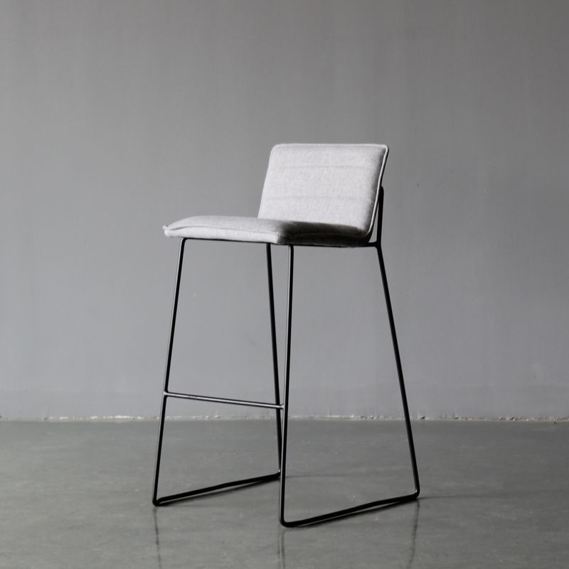 Modern Low Back Restaurant Stool Matte Finish Leather Barstool