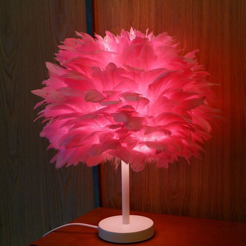 Luminaire de bureau métallique de style moderne lampe de bureau de plumes créatives pour chambre à coucher