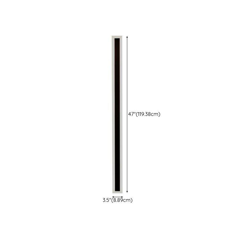 Linear Shape Metal Wall Light Modern Style 1 Light Wall Mount Lighting in Black