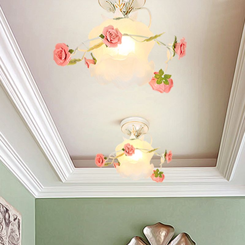 1 Light Ceiling Light Fixture Countryside Bloom Metal Flush Mount Lamp in White for Foyer