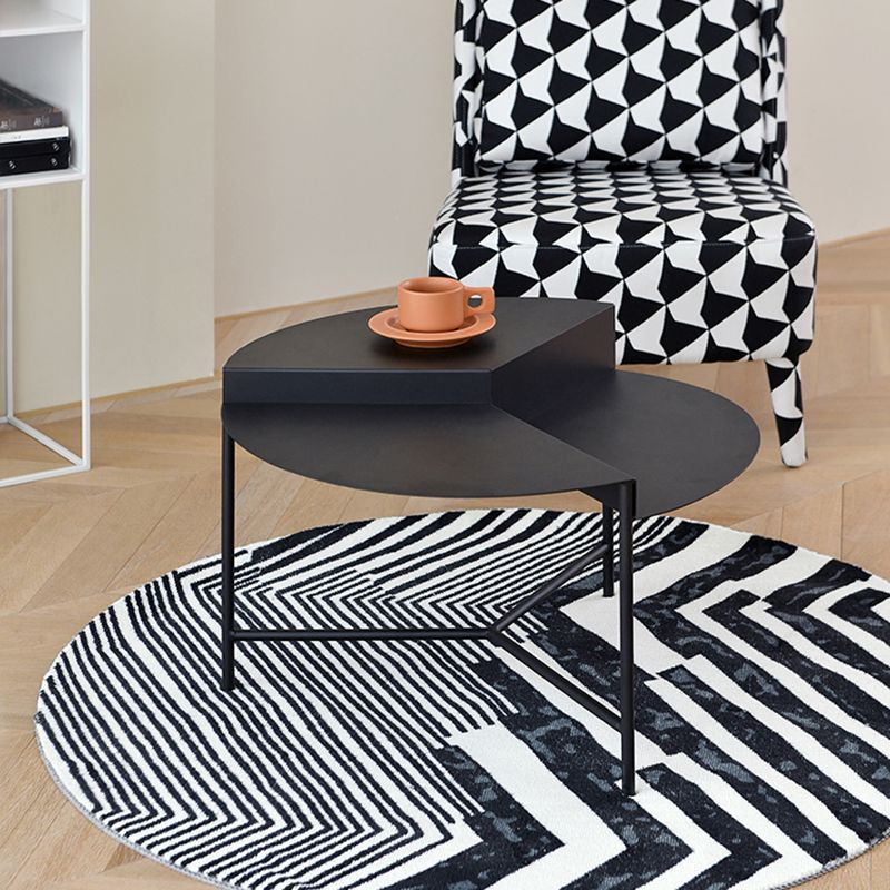 Geometric Metal Coffee Table Dia 27.6" 3 Legs Cocktail Table