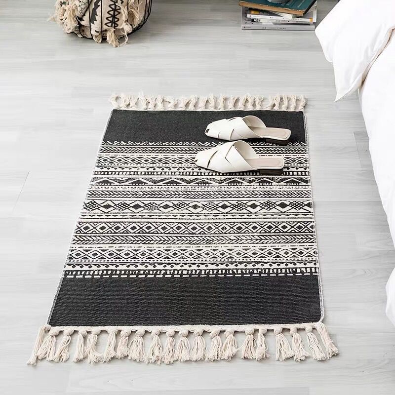 Aesthetic Multi Color Boho Rug Cotton Braided Flower Rug Pet Friendly Area Carpet for Bedroom