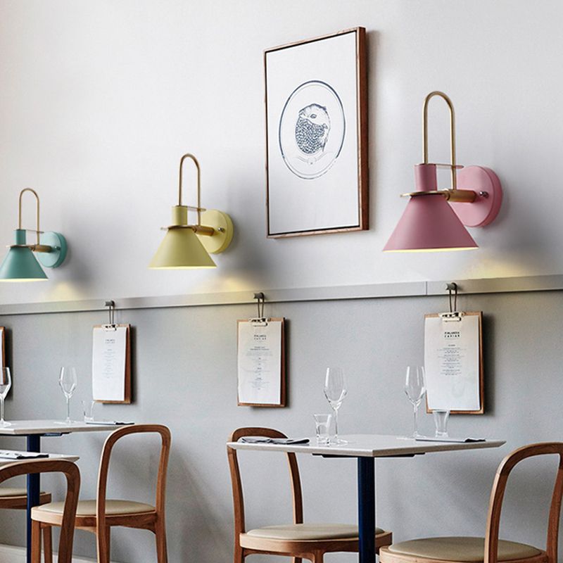 Simplicity Wall Sconce Colorful Metal Shade Wall Mounted Lamp for Dining Room