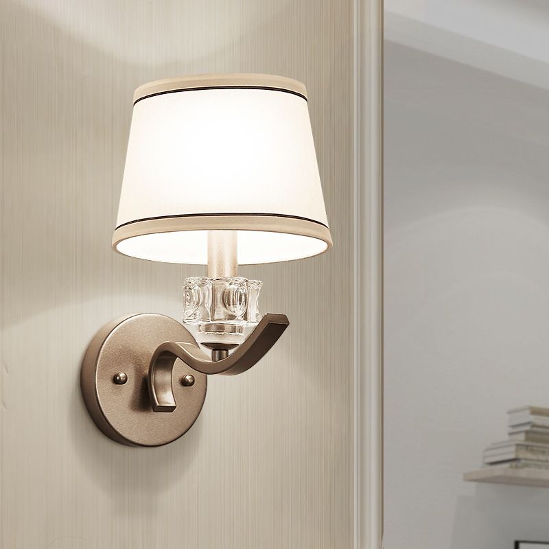 Stof witte wandmontage lamp frustum vormig 1 bol minimalistische wandlichtkit met kristal ornament