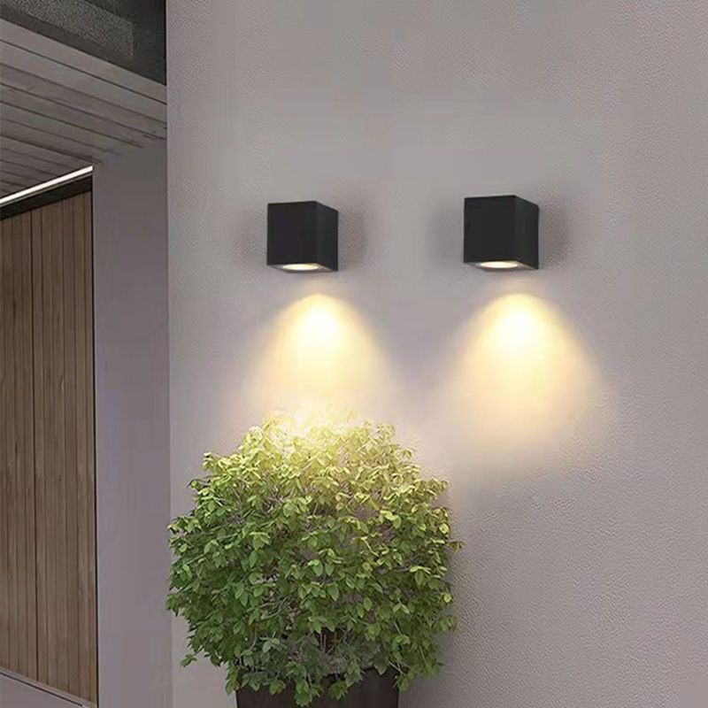 Luminaires d'éclairage mural géométrique de style moderne Metal 2 lumières Walle Gasher Sconce