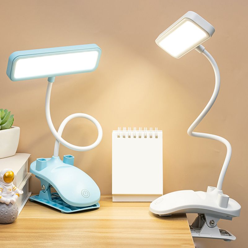 Lampada da tavolo USB moderna in stile minimalista Lampada da tavolo in plastica a 1 luce per studio