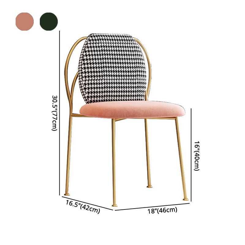 Glam – chaise d'appoint à dossier solide pour chambre à coucher, en velours, finition mate, avec pieds dorés